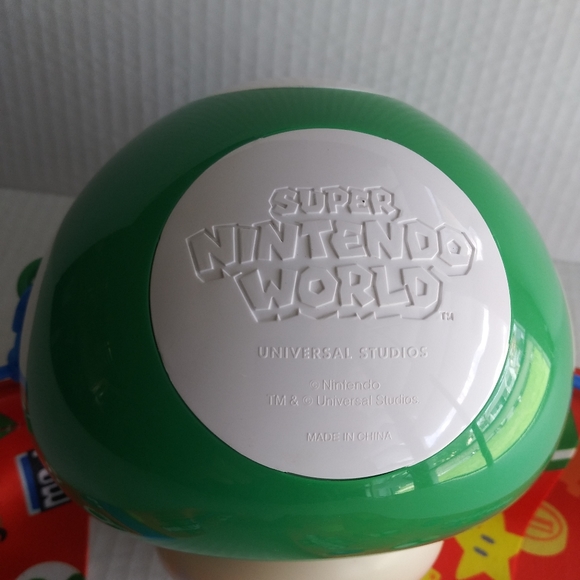 Super Mario Green Power Up Mushroom Sipper Cup Super Nintendo World - Picture 7 of 11